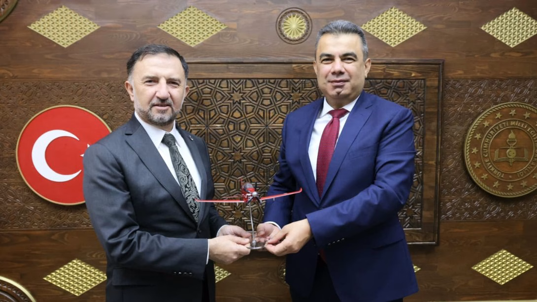 TUSAŞ Genel Müdürü Demiroğlu'ndan Müdür Gümüş'e Ziyaret