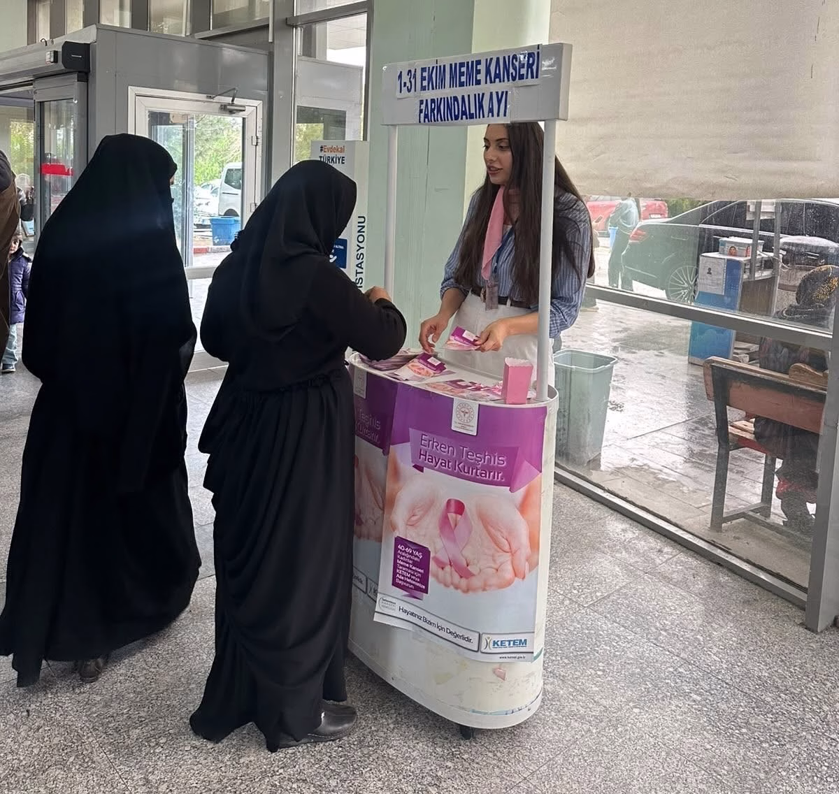 Cizre'de Meme Kanseri Farkındalık Etkinliği