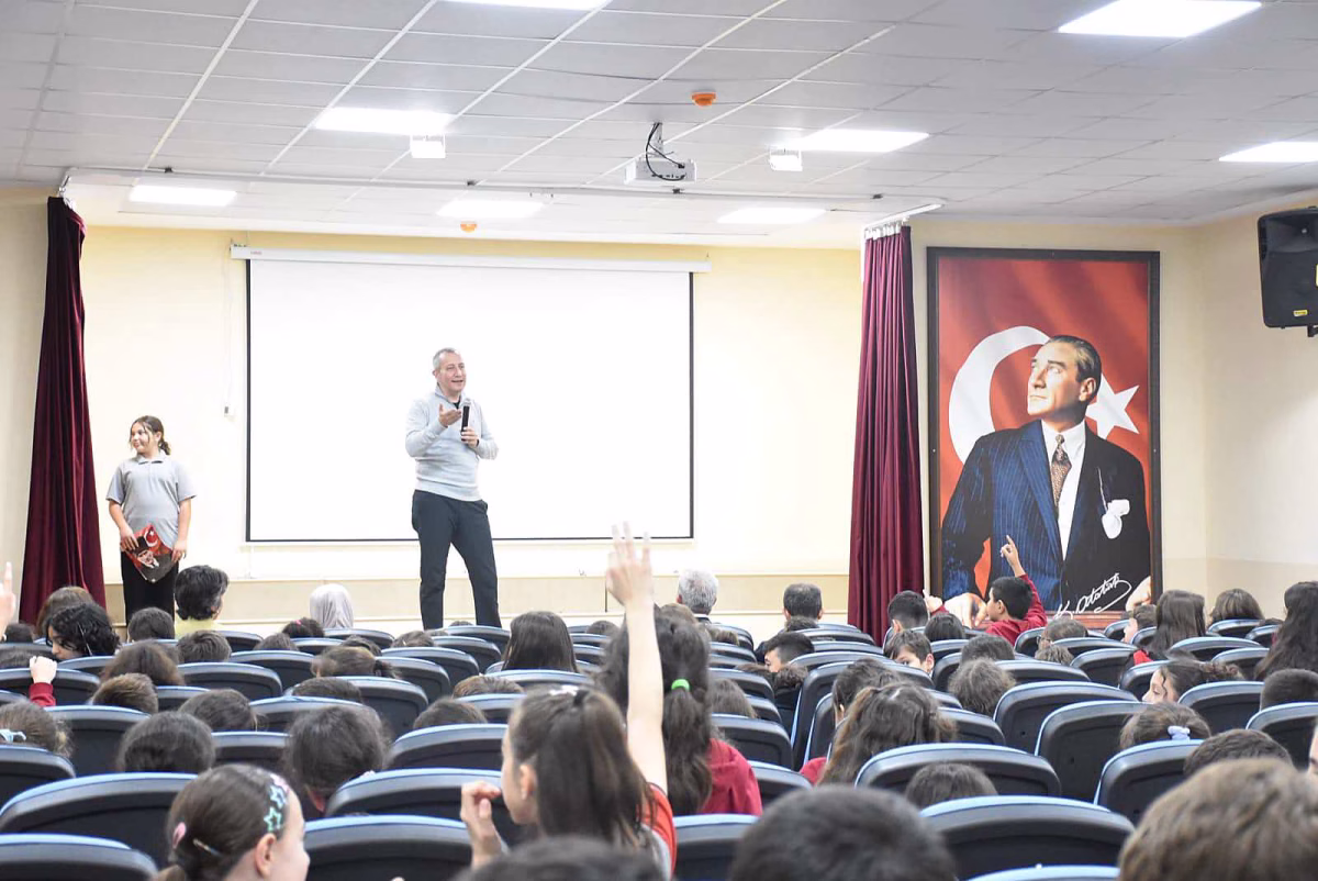 Dijital Baba Orhan Toker’den Bilinçli Teknoloji Uyarısı