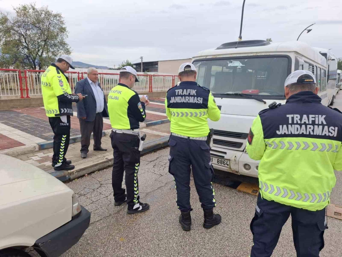 Sarıgöl’de Okul Servislerine Sıkı Denetim