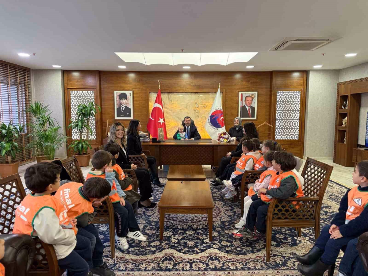 Başkan Çetinkaya Anaokulu Öğrencilerini Ağırladı
