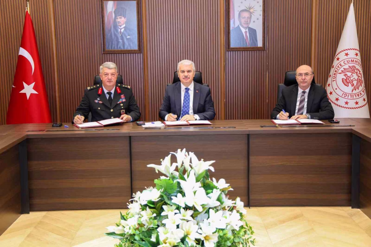 Selçuklu'nun 30 mahallesinde güvenlik altyapısı güçleniyor