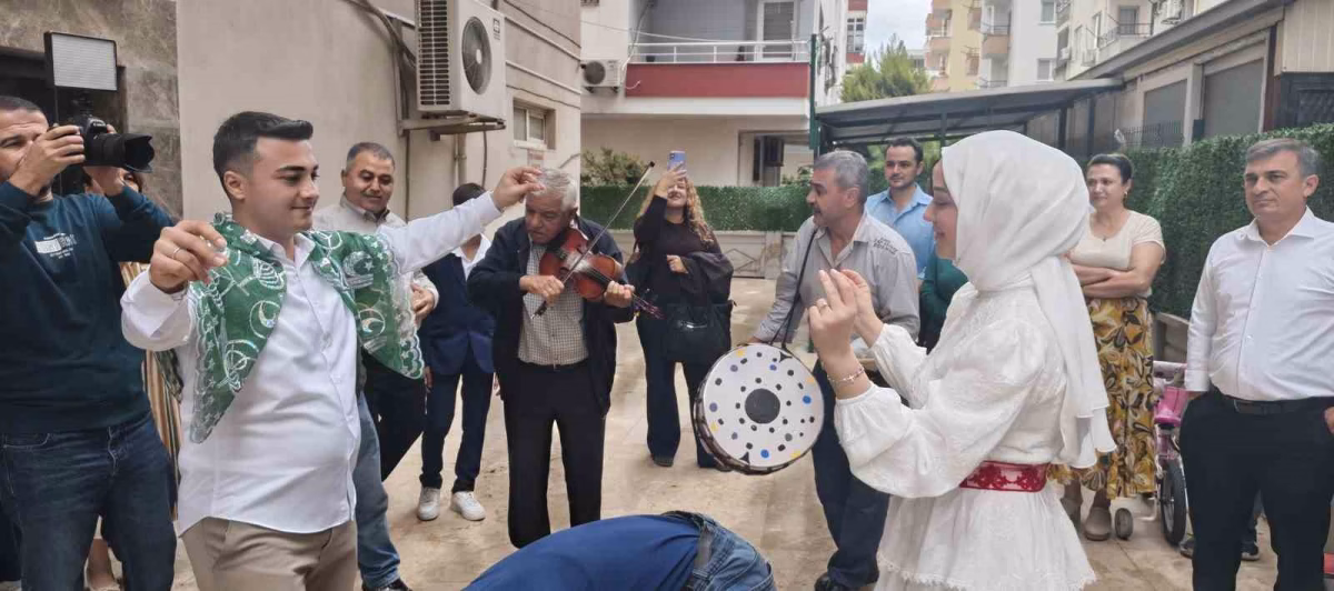 Damattan vinç sepetiyle sıra dışı gelin alma