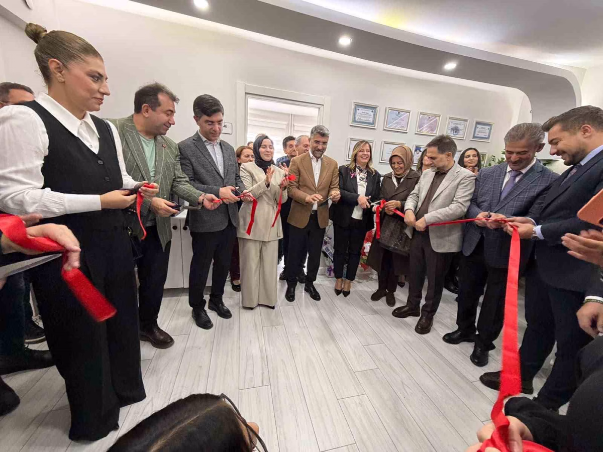 Erzurum Protokolü Muayenehane Açılışında Buluştu