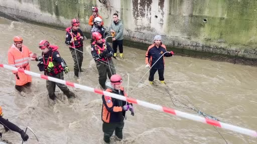 İstanbul Ayazağa’da Sel Kayıp Aramaları
