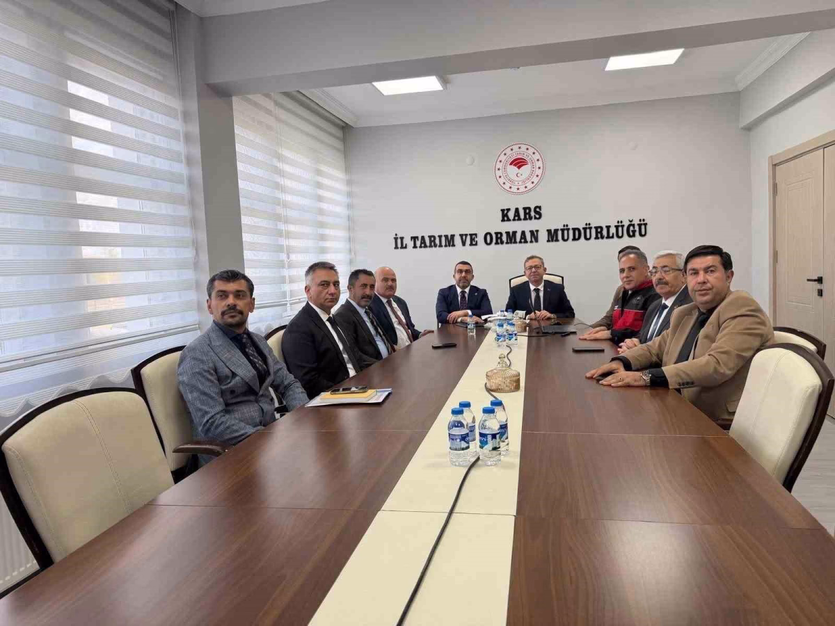 Kars'ta laboratuvar ve mera merkezi incelendi