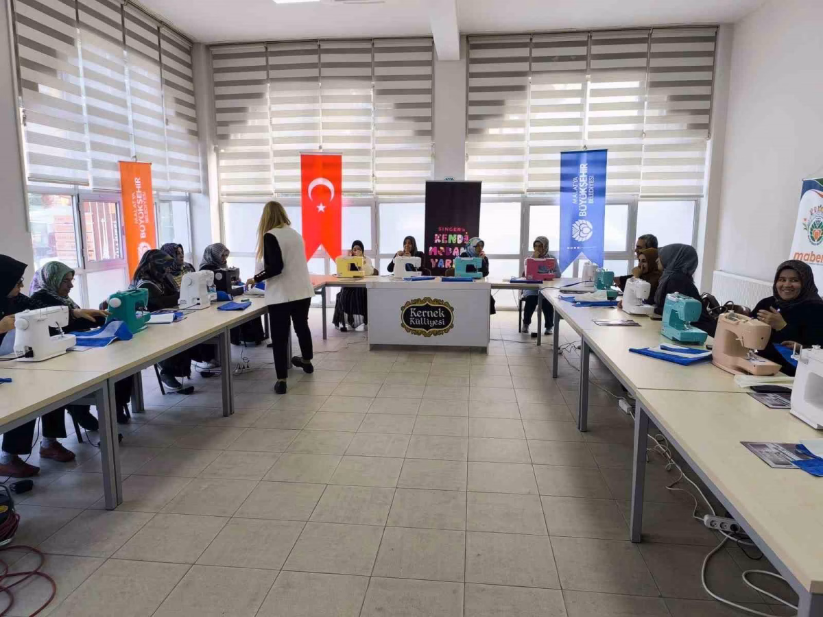 Malatya'da kadınlar için dikiş atölyesi kuruldu