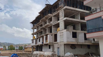 Adıyaman'da İnşaattan Düşen İşçi Yaralandı