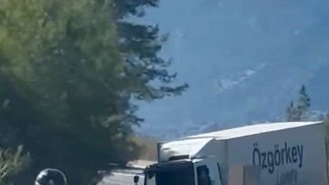 Antalya'da Cip ile Kamyon Çarpıştı: 1 Ölü