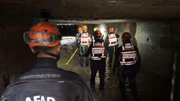 Ayazağa’daki Sel Felaketinde Kayıplar Aranıyor