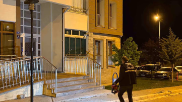 Bıçaklı kavgada dehşet anları kamerada