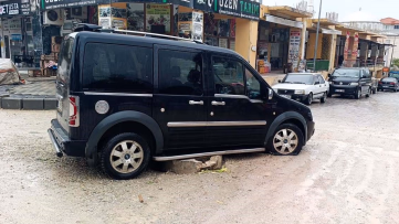 Buldan'da Önlemsiz Yol Çalışması Kazaya Yol Açtı