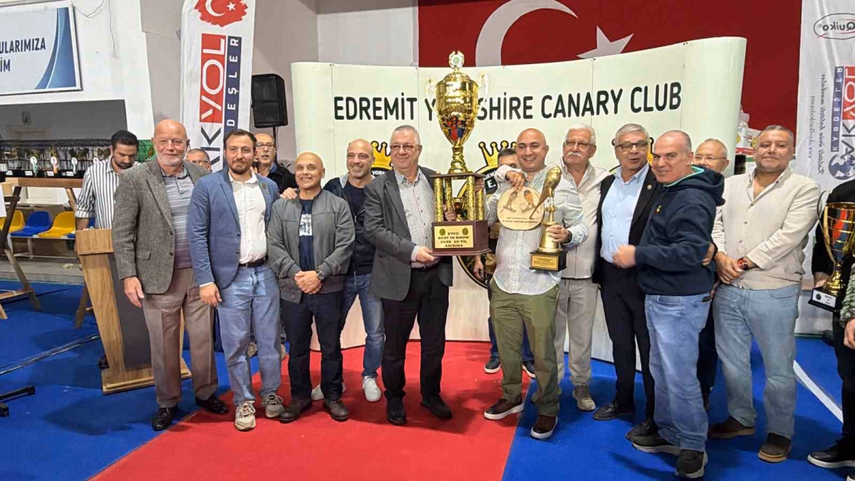 Edremit'te Uluslararası Kanarya Yarışması Düzenlendi