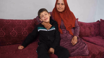 Hataylı Ömer Ameliyatla Yeniden Görmeyi Bekliyor