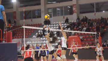 Kahramanmaraş BŞB rakibine set vermedi
