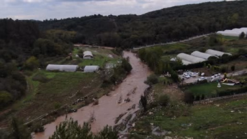 Kocaeli'de Sele Kapılan 2 Kişiyi Arama Çalışmaları