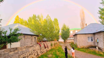 Patnos'ta Yağmur Sonrası Gökkuşağı Hayran Bıraktı