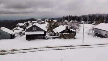Sakarya yaylalarında mevsimin ilk karı