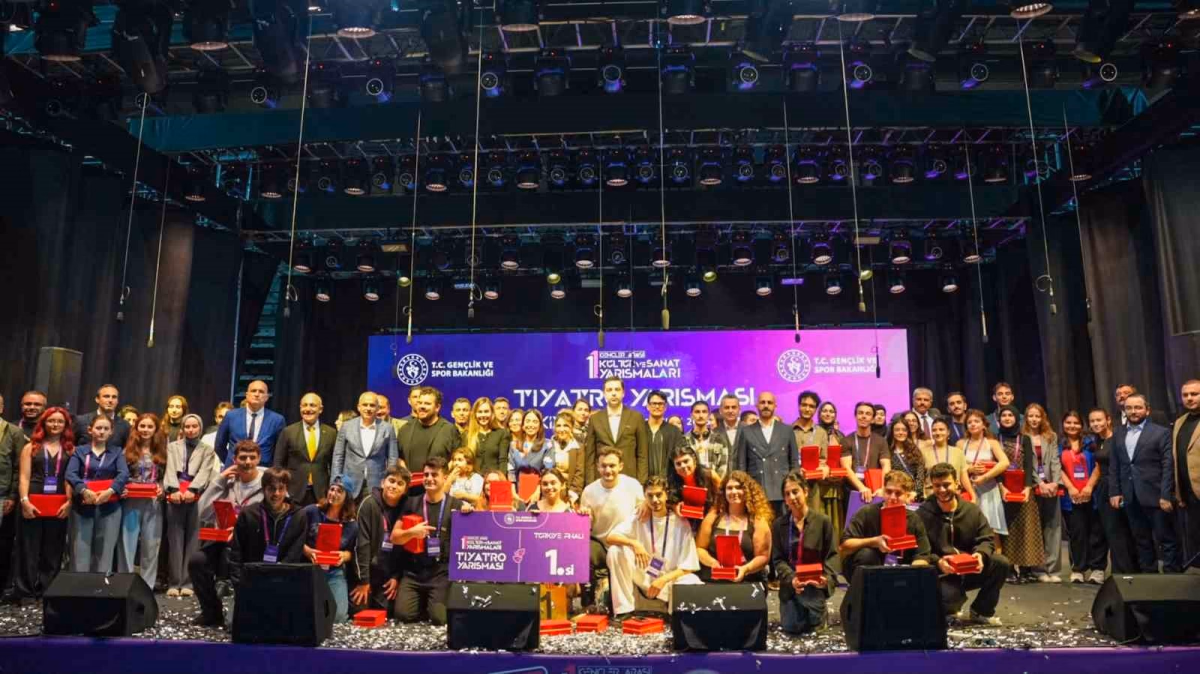Tiyatro Türkiye Finali Antalya'da Gerçekleşti
