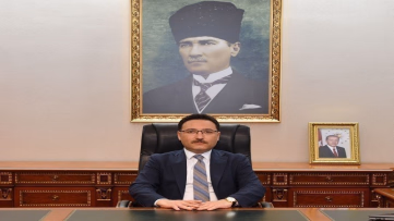 Vali Çiçek ve Başkan Büyükkılıç'tan Muhtarlar Günü Mesajı
