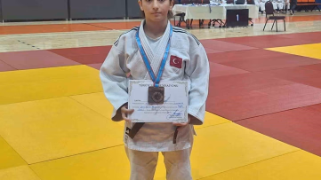 Arife Aydınoğlu’ndan judo Balkan ikinciliği