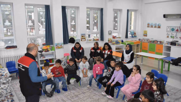 Arpalı'da öğrencilere sağlıklı beslenme eğitimi verildi