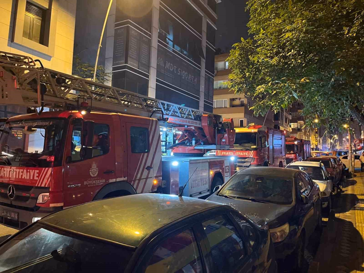 Bahçelievler'de Apart Otelde Çıkan Yangın Söndürüldü