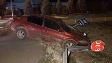 Bariyerlere çarpan otomobile 46 bin lira ceza