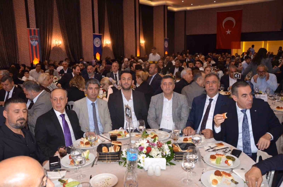 Bodrum'da Vanlılar Gecesi Düzenlendi