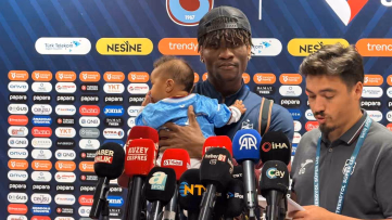 Chibuike Nwaiwu: Şampiyonluk için çok aşama var
