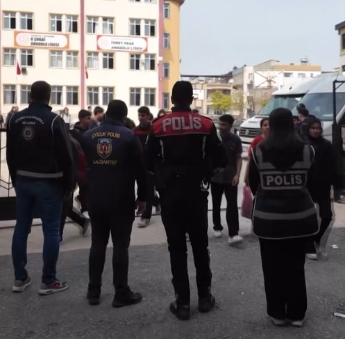 Gaziantep’te okul çevrelerinde asayiş uygulaması
