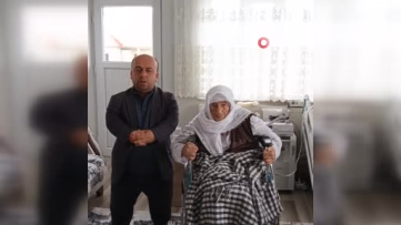 Hatun Alkan Tekerlekli Sandalyesine Kavuştu