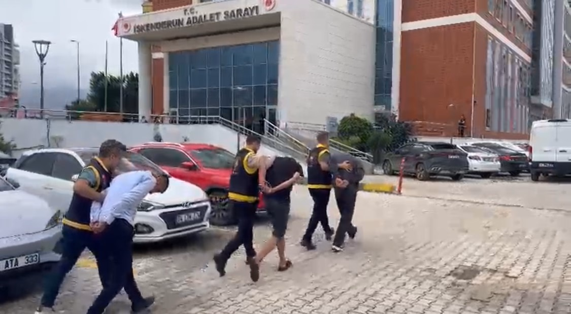 İskenderun'da İki Şüpheli Tutuklandı