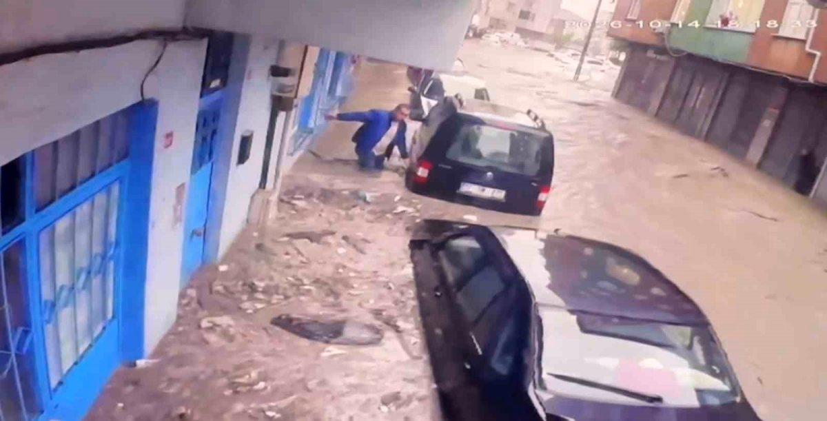 İstanbul Sarıyer'de sel felaketinin yeni görüntüleri