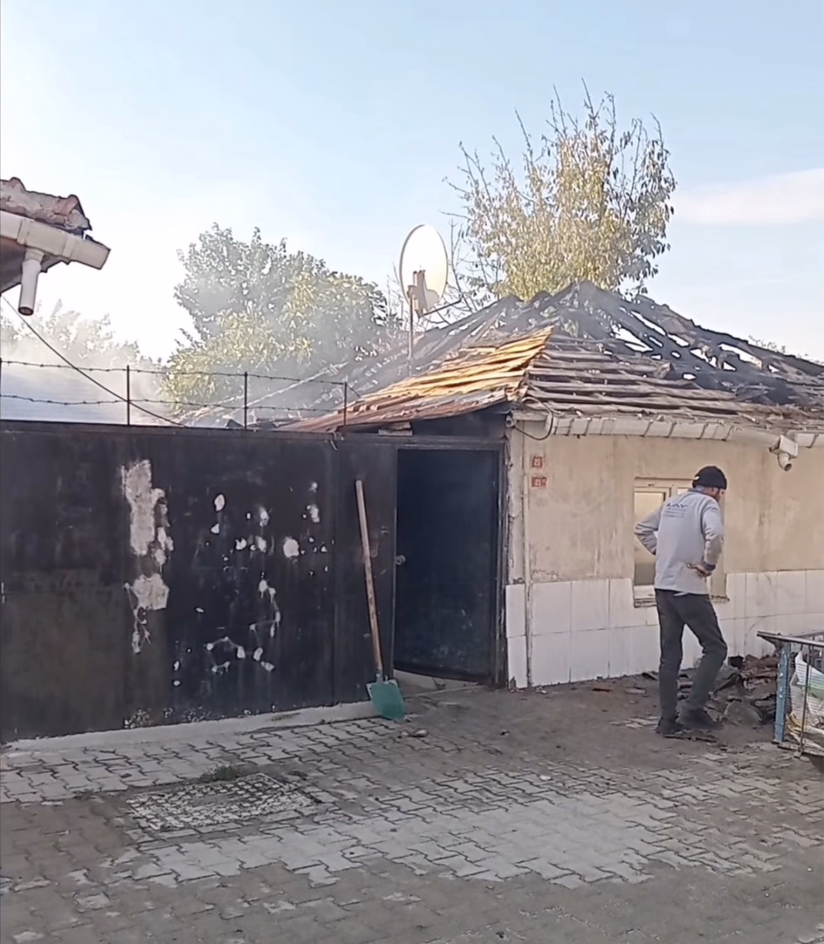 Müstakil evde çıkan yangın söndürüldü