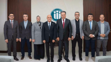 TÖTM Yönetiminden Rektör Akpolat'a Ziyaret