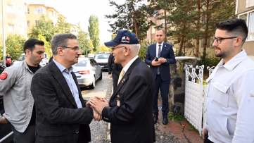 Vali Aydın Baruş'tan anlamlı gazi ve aile ziyareti