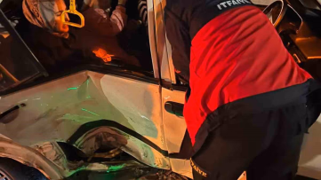Van'da Otomobiller Çarpıştı: 3 Yaralı
