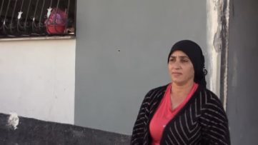Adana'da evine el yapımı patlayıcı atıldı