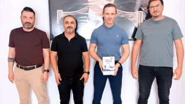 ALKÜ'lü akademisyenlerden havacılık yönetimi kitabı