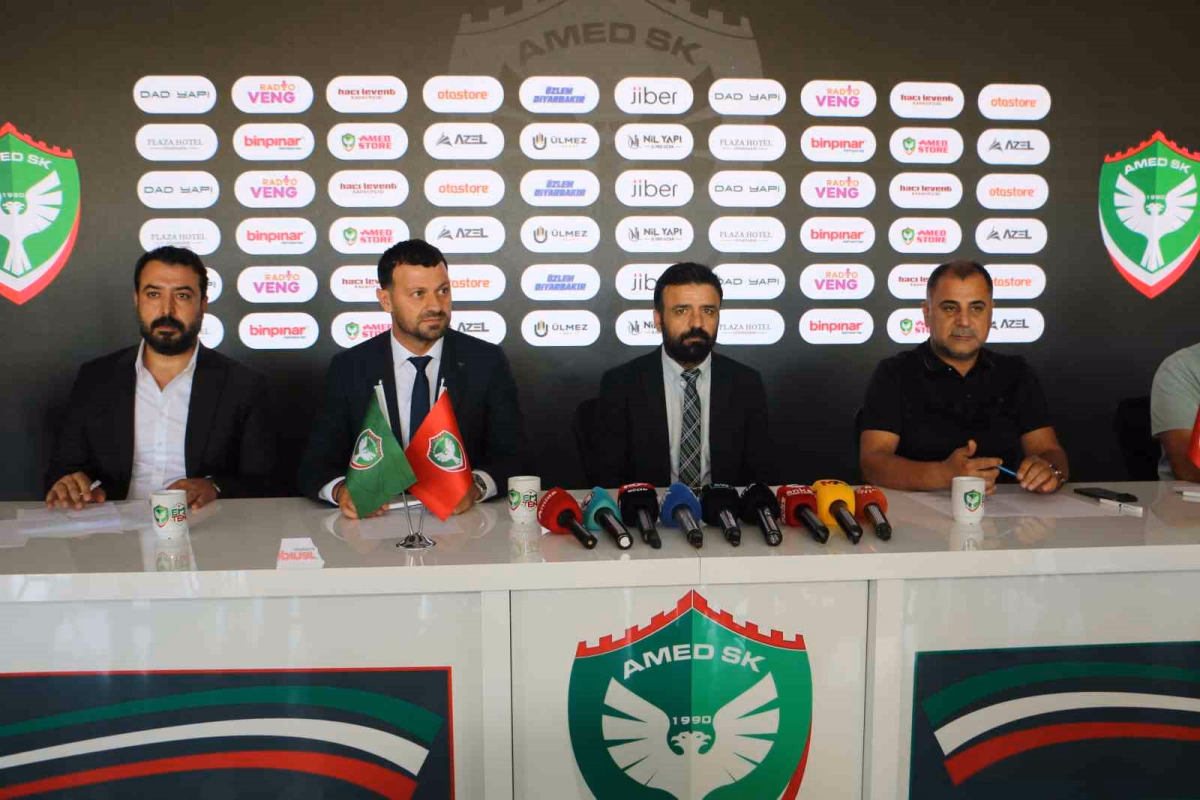 Amed Sportif Faaliyetler Futbol Okulu Açtı