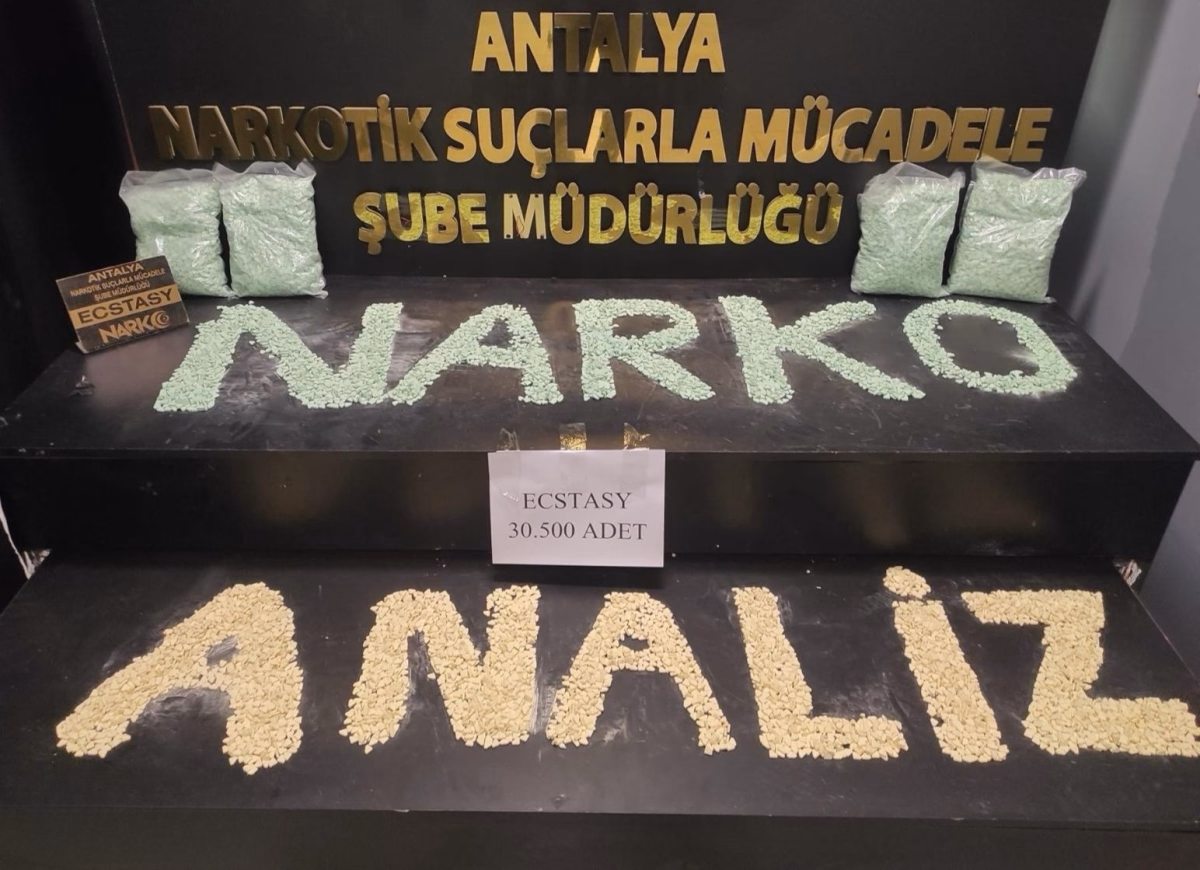 Antalya'da uyuşturucu operasyonları