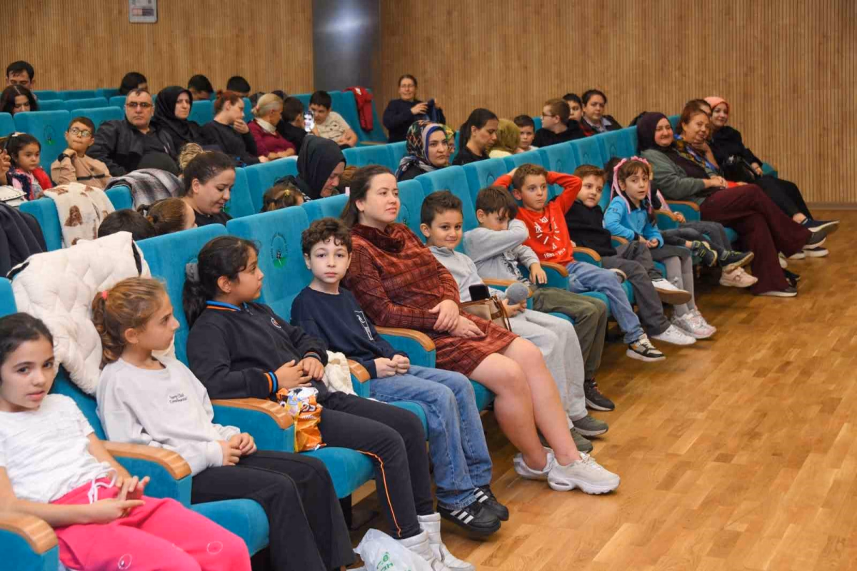 Barış Adası Çocuklarla Buluştu