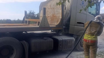 Dörtyol’da çıkan tır yangını söndürüldü