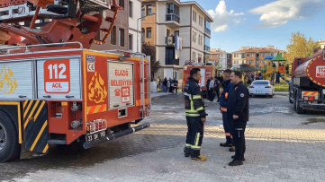 Elazığ'da Evde Çıkan Yangın Söndürüldü