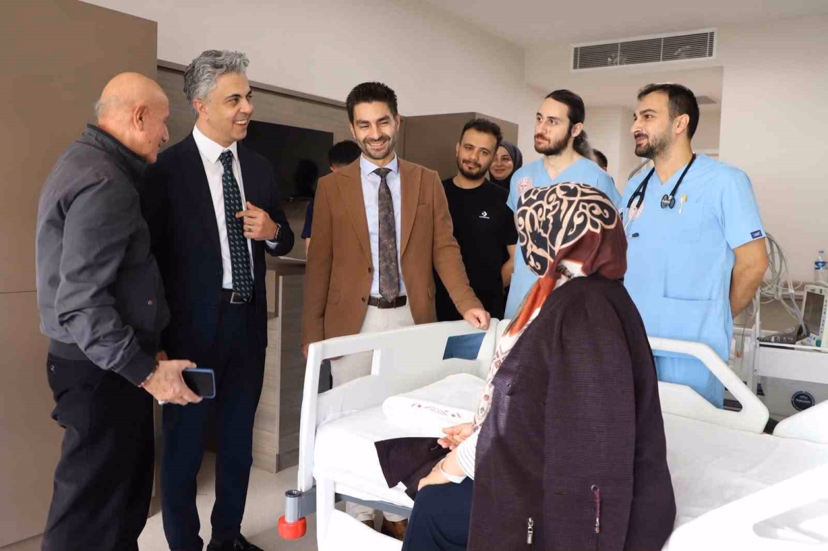 Erzincan'da Hastalara ve Personele Ziyaret