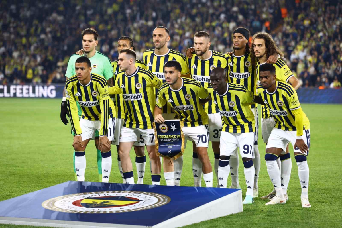 Fenerbahçe'de Slavia Prag Maçında 3 Değişiklik