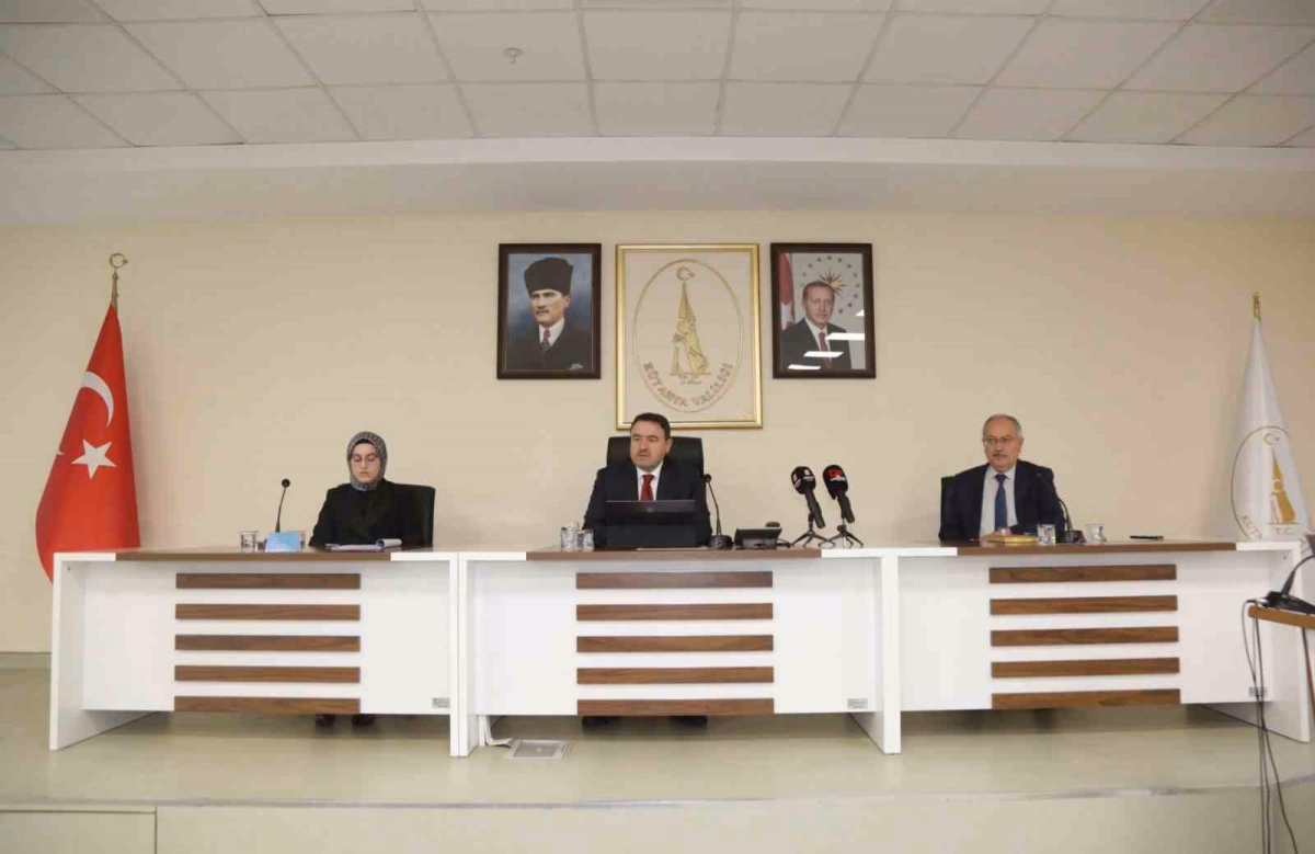 Kütahya'da kamu yatırımları 12 milyar lirayı aştı