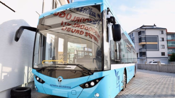Kütahya'nın Elektrikli Otobüsleri Antalya'ya Gönderildi