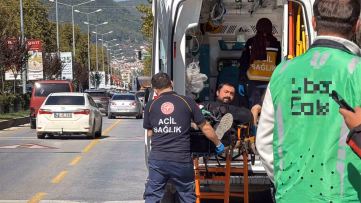 Menteşe'de kırmızı ışık kazası: 1 yaralı